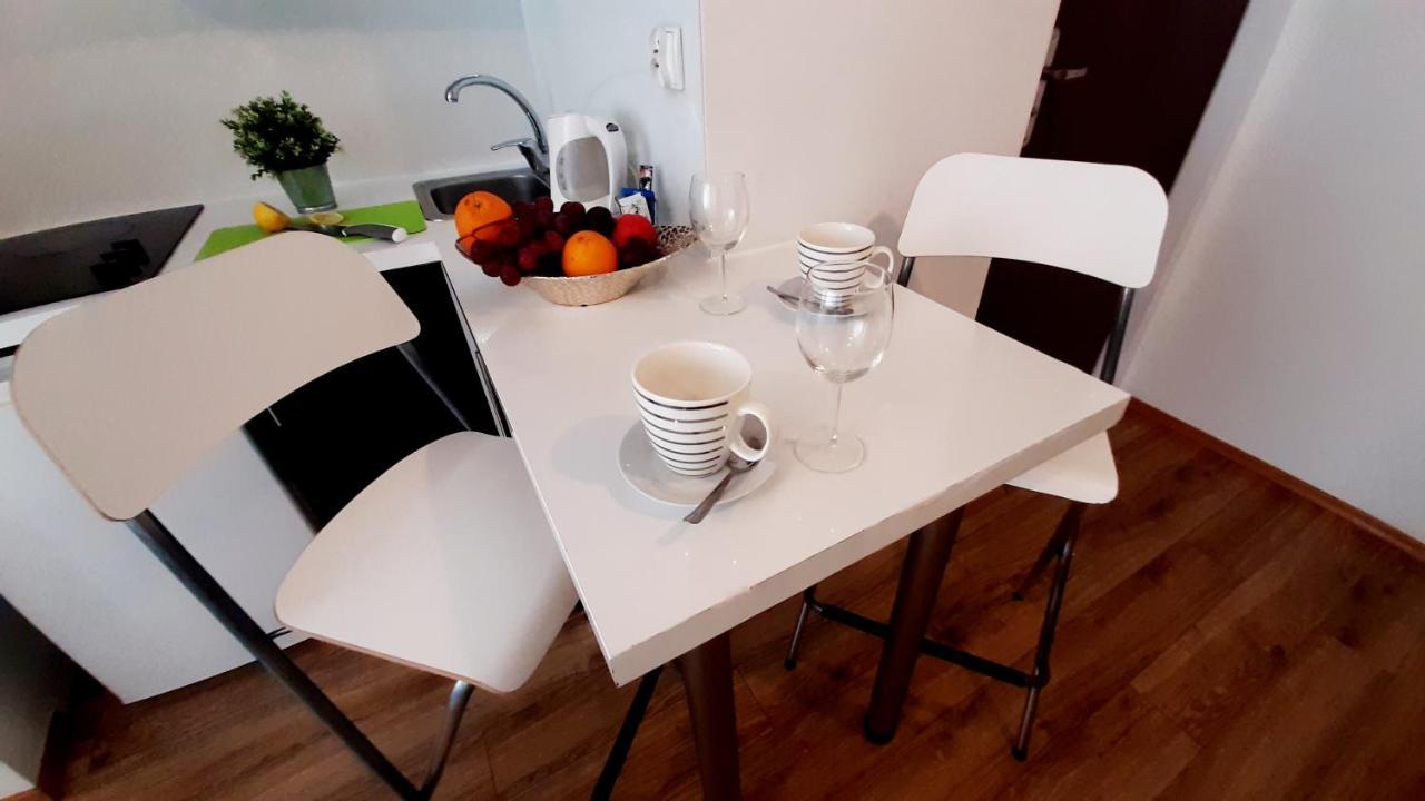Apartament Z Balkonem I Bezplatnym Parkingiem Gdańsk Eksteriør billede
